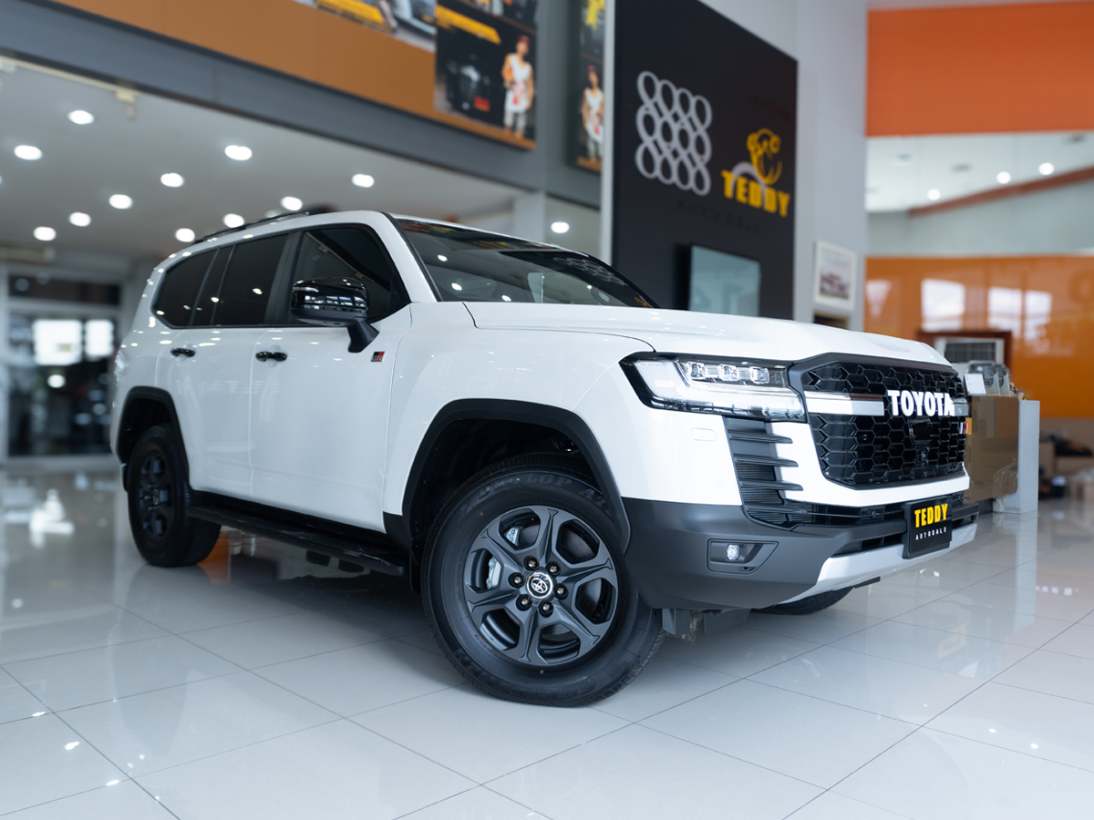Land Cruiser